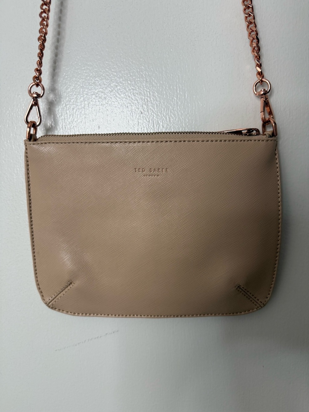 Ted Baker textured leather beige Crossbody bag with rose gold chain